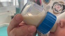 Mikroplasty sú takmer všade, vedci ich našli už aj v detských výživách