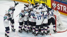 Nóri sa po 14 rokoch prebojovali do štvrťfinále MS. Slovensku stačí proti Švédom na postup len jediný bod