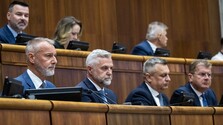 Posledná riadna schôdza parlamentu pred letnou prestávkou: Poslancov čaká 190 bodov vrátane návrhov na zmeny ústavy