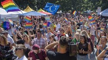 Odmietnuť manželstvá homosexuálov uzavreté v zahraničí by bolo podľa odborníčky v rozpore s európskym právom