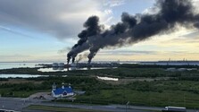Ukrajinské drony zasiahli ropný terminál v Petrohrade, potvrdil Zelenskyj