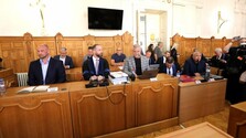Obžaloba v kauze Očistec je podľa obžalovaných nezákonná. Žiadajú zastaviť trestné stíhanie