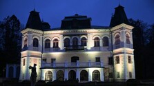 Kaštieľ Betliar je slovenský unikát. Mnohé predmety dodnes stoja na pôvodnom mieste