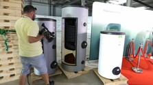Na Gemeri slávnostne spustil výrobu nemecký investor, vytvorí stovky nových pracovných miest