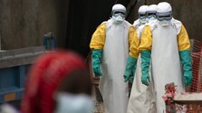 Počet potvrdených prípadov eboly v Kongu narástol na viac ako 700