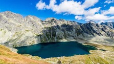 Turisti v Tatrách za porušenie pravidiel riskujú vysokú pokutu. Najčastejším prehreškom je pohyb mimo vyznačených chodníkov