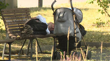 Horúčavy sú pre ľudí bez domova mimoriadne rizikové, prístup k pitnej vode pre nich nie je samozrejmosťou