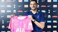 Martin Dúbravka zostáva v Anglicku. Angažoval ho tím Premier League zo severného Londýna