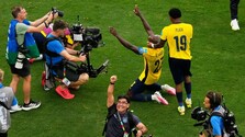 VIDEO: Ekvádor si vybojoval postup do šestnásťfinále výhrou nad favoritom z Nemecka