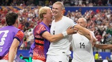 Nóri sú po 28 rokoch v osemfinále MS, jubilejným gólom rozhodol Haaland