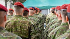 Odborník upozorňuje na slabinu slovenskej armády. Bezpečnosť nezávisí len od techniky