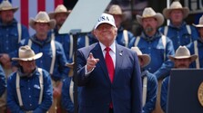 Trumpovi sa v Bielom dome darí. Vlani si na kryptomenových projektoch prilepšil o viac ako miliardu dolárov