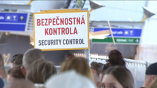 Cestujúcich na košickom letisku čakalo nemilé prekvapenie: Namiesto niekoľkých minút čakali na pasovej kontrole hodiny