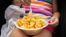 Detí s nadváhou je na Slovensku čoraz viac. Rodičia problém vnímajú skreslene a podceňujú ho, ukazuje prieskum