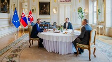 Slovensko podporí závery samitu NATO. Na vojenskú pomoc Ukrajine však ďalšie peniaze neposkytne, uviedol P. Pellegrini