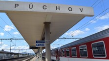 Expresy Tatran by podľa nového grafikonu mali vynechávať Púchov. Radnica iniciovala petíciu