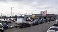 Odborári v Kauflande vyhlásili štrajkovú pohotovosť. Sporným bodom sú odmeny pre zamestnancov