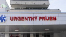 Urgenty čelia náporu. Podľa lekárov pacienti zahlcujú príjem banalitami