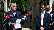 Orbánov Fidesz zbiera sily na protiútok, vydal deklaráciu o odpore proti vláde