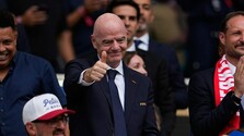 Šéf španielskej La Ligy obvinil FIFA z ničenia futbalového priemyslu. Gianniho Infantina vyzval na odstúpenie