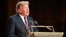 Donald Trump v smútočnej reči ocenil zosnulého senátora Lindseyho Grahama, s ktorým boli kedysi rivali