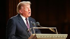Donald Trump v smútočnej reči ocenil zosnulého senátora Lindseyho Grahama, s ktorým boli kedysi rivali