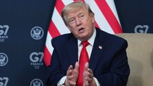 Fond, ktorý mal odškodniť Trumpových spojencov, definitívne zrušili. Demokrati ho označovali za protiústavný