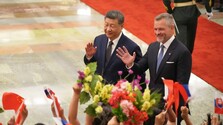 Peter Pellegrini sa stretol s čínskym prezidentom. Požiadal o férovejší prístup slovenských firiem na čínsky trh