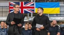 Ukrajina získa od Británie patent na rušičky dronov. Kyjev ich bude môcť vyrábať a používať vo vojne