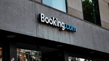 Viac než desaťtisíc hotelov žaluje portál Booking za obmedzenia pri určovaní ceny, ten sa však bráni