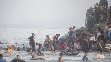 VIDEO: Do španielskej Ceuty vstúpilo za posledných 24 hodín takmer 50-tisíc migrantov, hlásia aj obete
