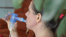 Bojuje o liek, ktorý jej pomáha žiť: Linde pre zriedkavú mutáciu cystickej fibrózy poisťovňa nechce preplatiť liečbu