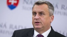 SNS chce rokovať s Republikou o vzájomnej podpore kandidátov v blížiacich sa voľbách. Pri županoch má konkrétnu ponuku