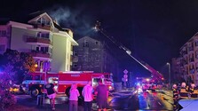 Do bytovky vo Zvolene udrel blesk, pri Galante po nočných búrkach vyhlásili mimoriadnu situáciu