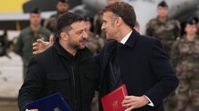 Francúzsko dodá Ukrajine potrebné protiraketové strely, oznámil Macron. Na pomoc Kyjevu vyzval aj ostatné krajiny
