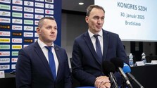 Prísnejšie tresty za vulgarizmy fanúšikov aj simulovanie hráčov. SZĽH schválil nový disciplinárny poriadok