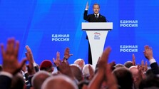 Ruský exprezident Medvedev pohrozil priamymi útokmi na Berlín. Cieľom by mali byť vojenské fabriky