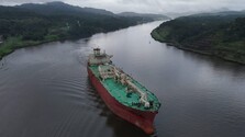 Panamu sužujú dve krízy naraz. Sucho ohrozuje prieplav, drogové gangy hranice