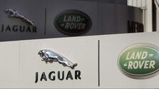 Jaguar Land Rover zruší celosvetovo štyritisíc pracovných miest. Prepúšťanie sa najviac dotkne jednej krajiny
