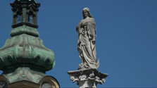 Roky chátral pre nevyjasnené vlastníctvo. Banská Bystrica získala dominantu Námestia SNP do svojho vlastníctva