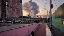 Rusko po trojdňovom prímerí zaútočilo na Kyjev, úrady hlásia dve obete