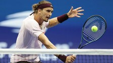 Alexander Zverev porazil Američana Sheltona a stal sa prvýkrát v kariére víťazom US Open