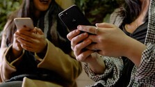 Namiesto strašenia nedoplatkami sa snažia ľudí oklamať radostnou správou. Podvodníci zmenili taktiku