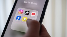 Eurokomisia navrhla zákaz sociálnych sietí pre deti do trinásť rokov