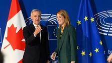 Médiá reagujú na zbližovanie EÚ s Kanadou: EÚ je pre významné demokracie atraktívnym partnerom