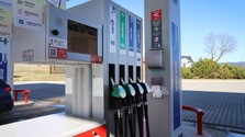 Nafta už takmer prekročila hranicu dvoch eur za liter. Ceny palív dosahujú úroveň zo začiatku ruskej invázie