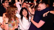 V berlínskych voľbách s veľkým náskokom zvíťazila strana Ľavica. Doterajšia koalícia prišla o väčšinu