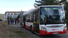 Ak nemajú auto, musia využiť taxík alebo vlastné nohy: V častiach Banskej Bystrice chýba MHD