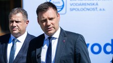 Prezident čaká na meno možného nástupcu ministra Tarabu, inak poverí premiéra. SNS žiada okamžité menovanie Kuffu