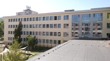 Internát Technickej univerzity vo Zvolene prešiel rozsiahlou rekonštrukciou. Spoločné sprchy a toalety sú minulosťou
